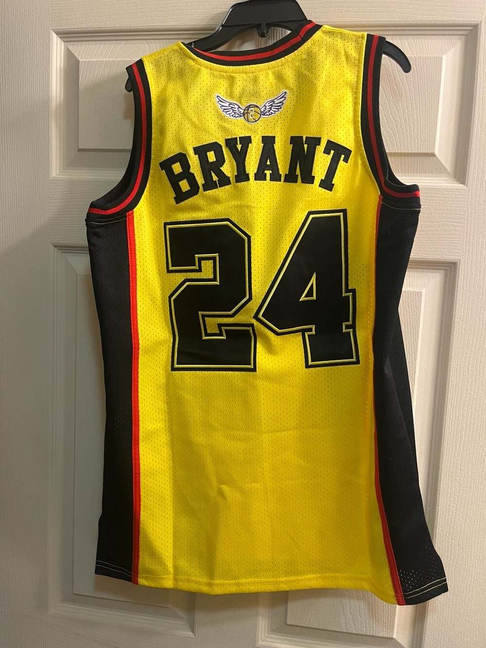 Authentic Classics Kobe Bryant Bruce Lee Basketball Jersey Yellow S - Picture 5 of 5